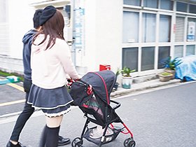 男の娘ベビーシッター サンプル動画サムネイル